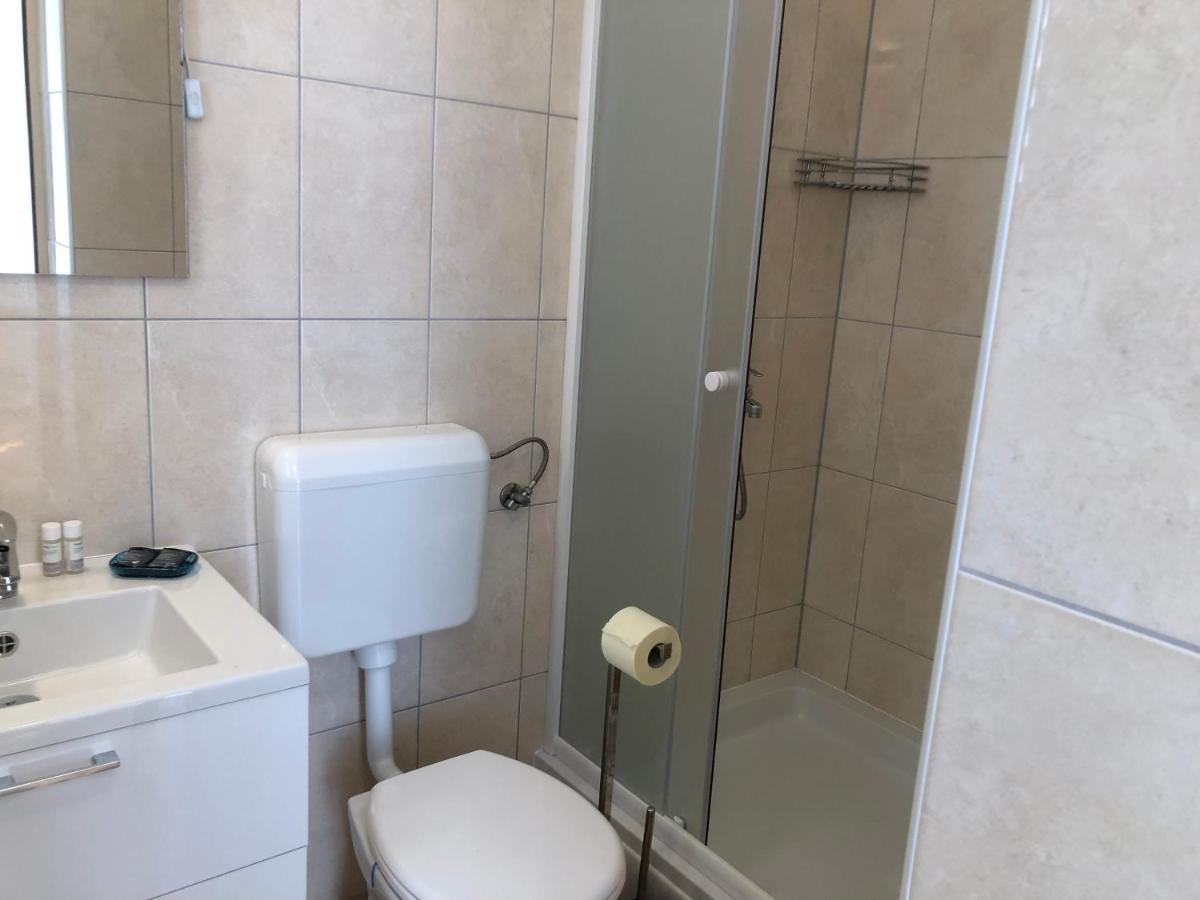 Apartments Mikelic Kampor المظهر الخارجي الصورة