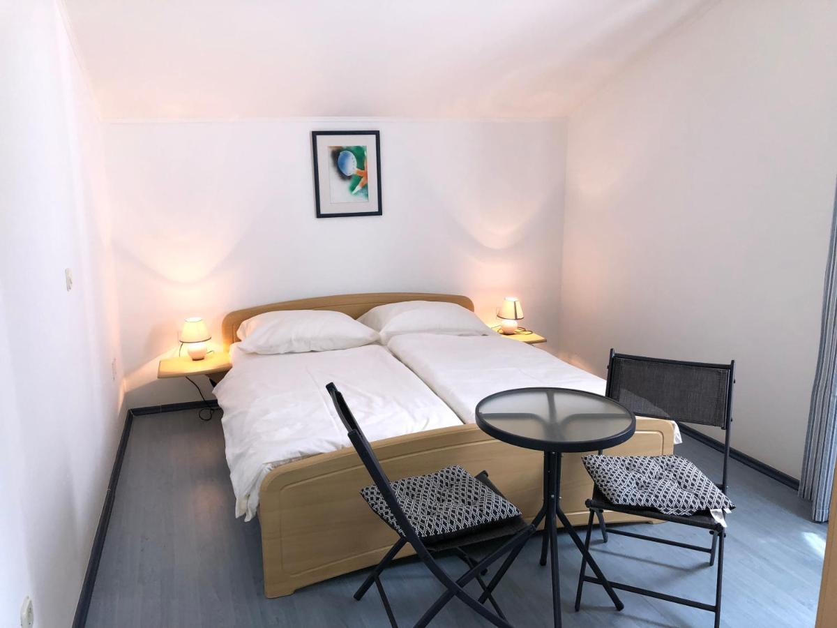 Apartments Mikelic Kampor المظهر الخارجي الصورة