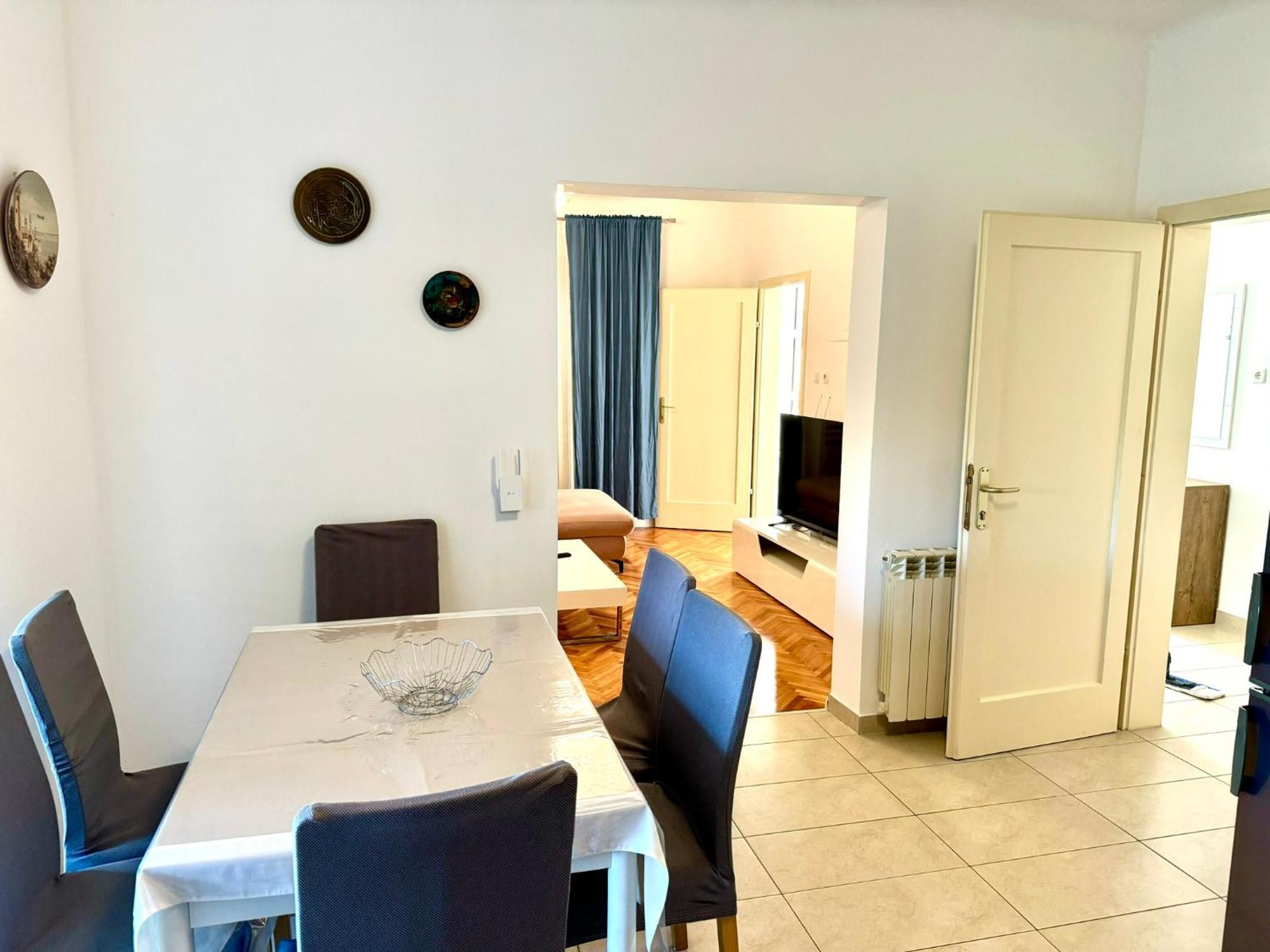 Apartments Mikelic Kampor المظهر الخارجي الصورة