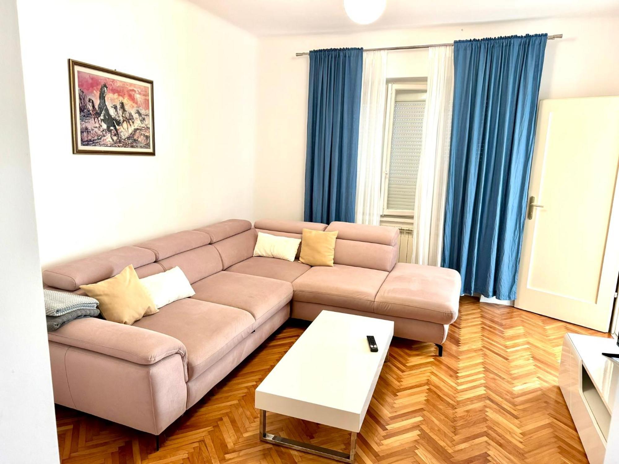 Apartments Mikelic Kampor المظهر الخارجي الصورة